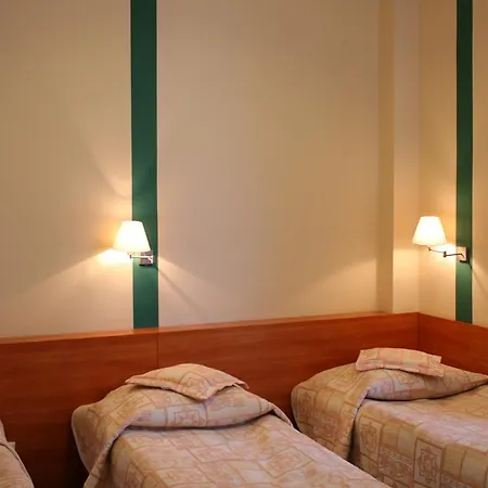 Amicus Zoliborz Bed and Breakfast