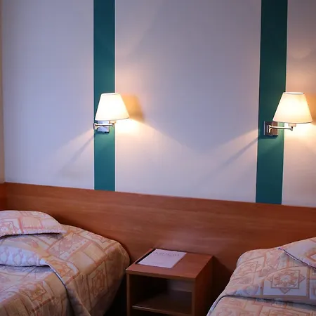 Amicus Zoliborz Bed and Breakfast