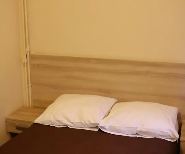 Bed and Breakfast Amicus Zoliborz Βαρσοβία